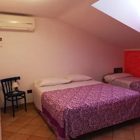 Affittacamereloisa Apartment *