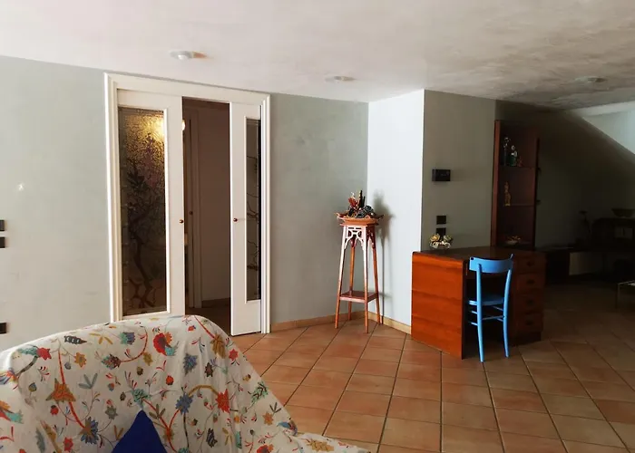 Affittacamereloisa Apartment *